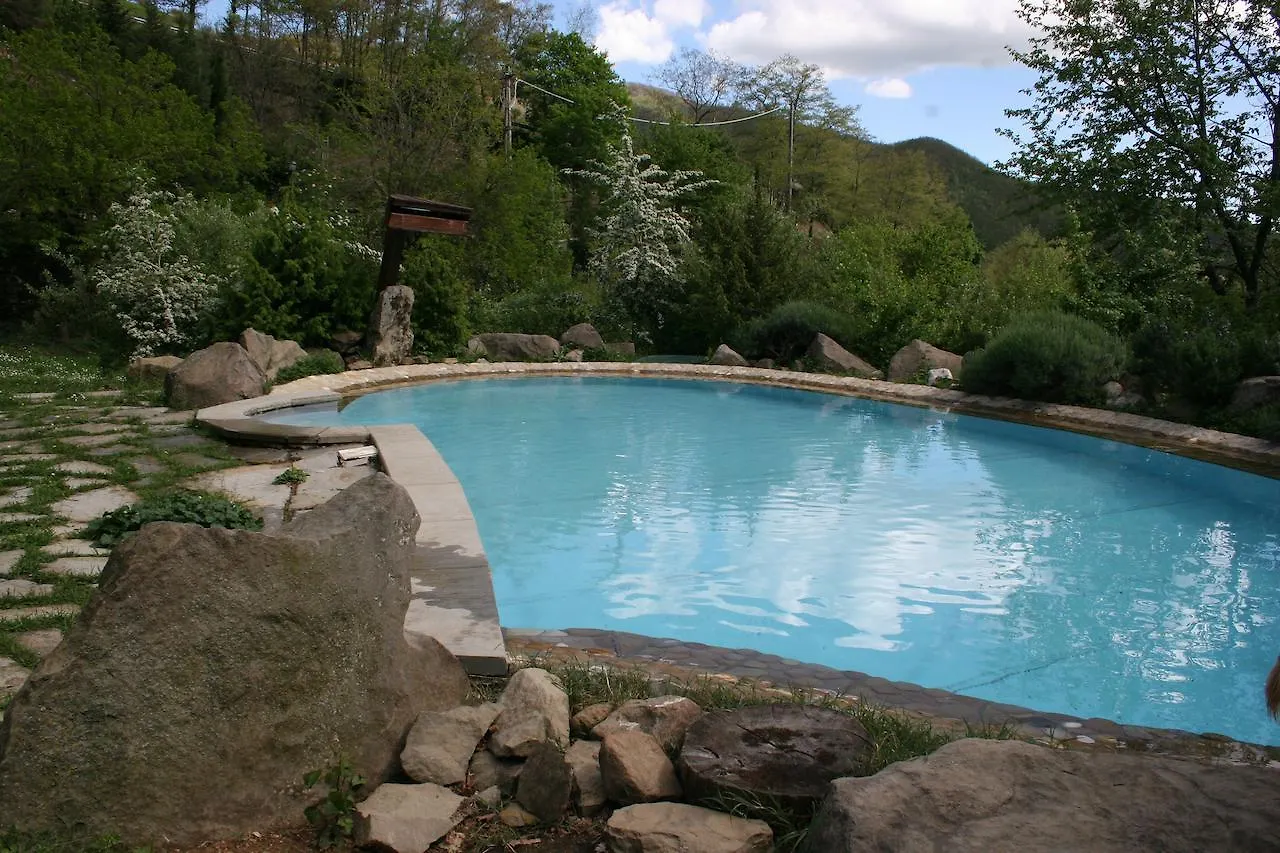 Farm stay Podere Pian De' Cortini Villa Serravalle  Italy